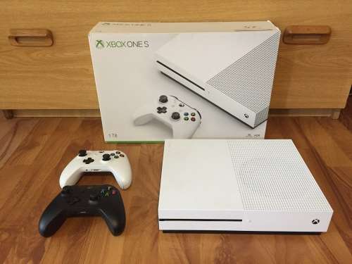 Xbox One S 1TB